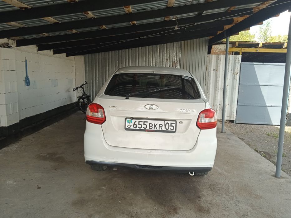 Продам машину лада гранта