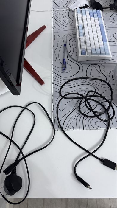 Продам Xbox Series S, 2 геймпада