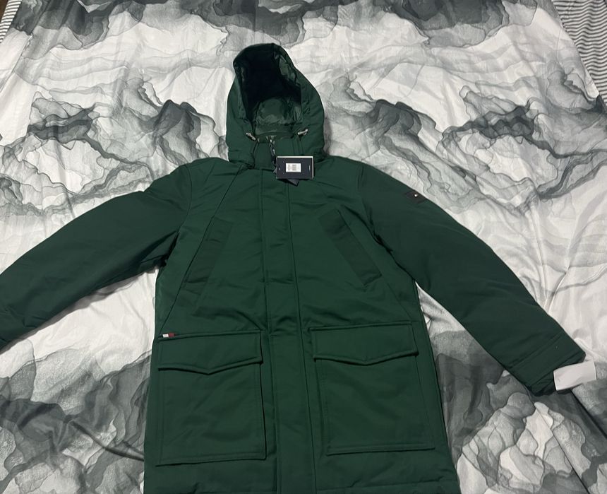 Geaca tommy , noua marimea m