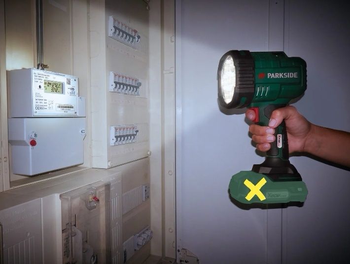 акумулаторен лед фенер Парксайд /Parkside