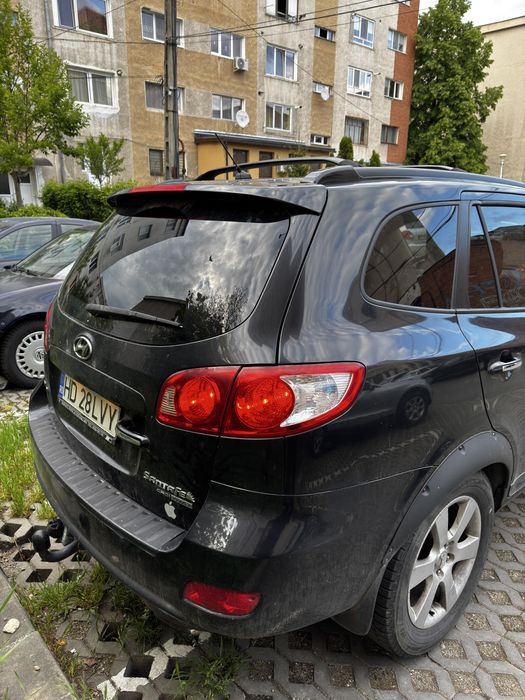 Vând Hyundai Santa Fe