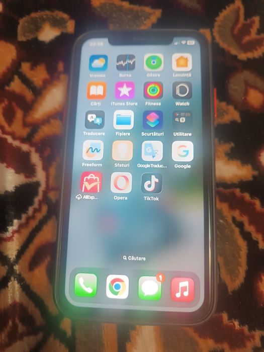 iPhone_11  nou scos din cutie
