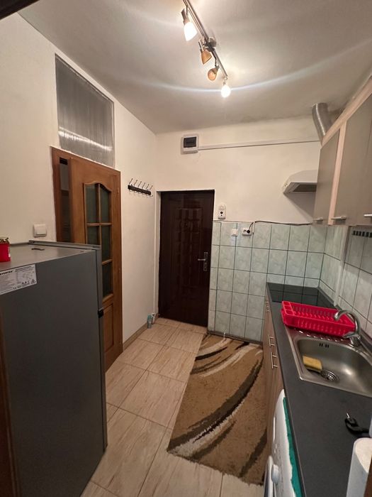 Închiriez garsonieră Brașov Tractorul