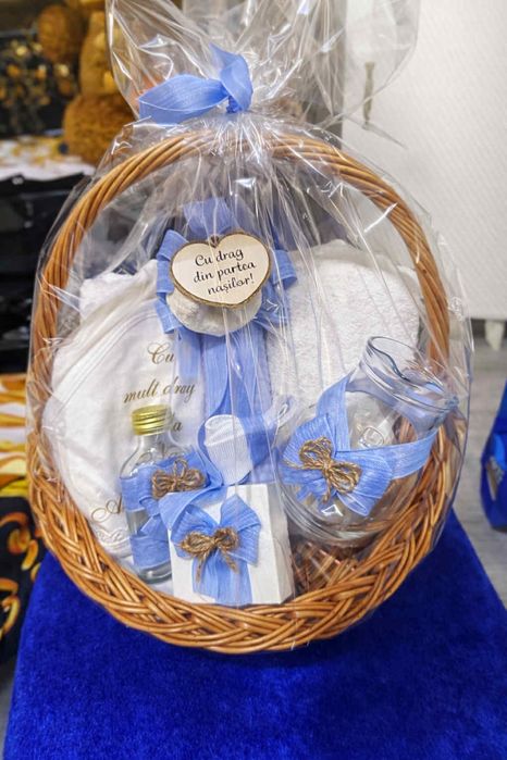 Vand cosulet de botez