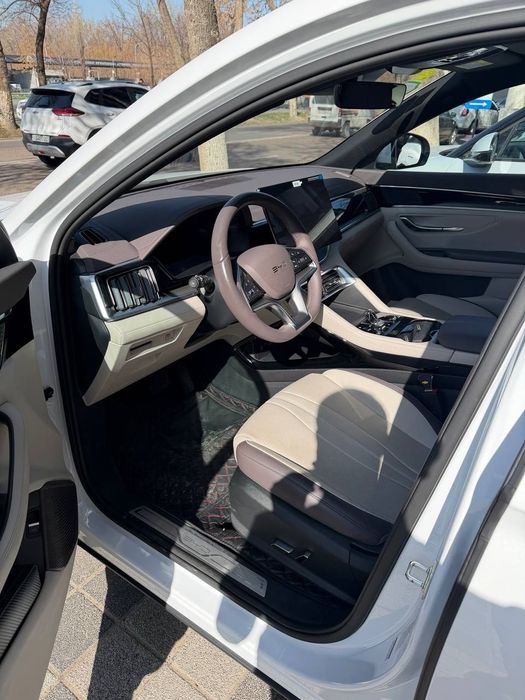 BYD song отличном состоянии