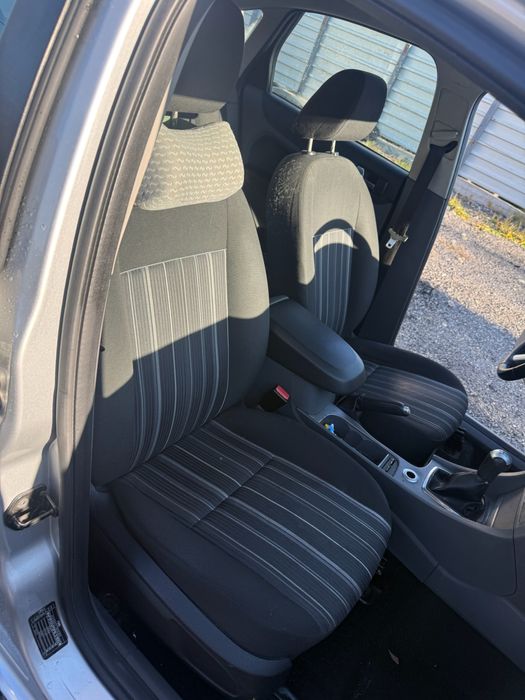 Ceasuri bord ford focus 2 facelift cod 8VT-10849-GF