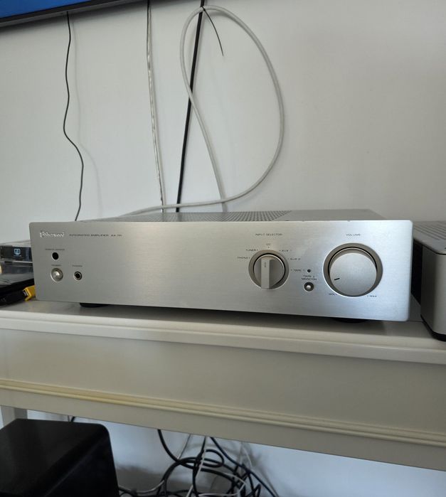 Schimb Amplificator Sherwood AX7R