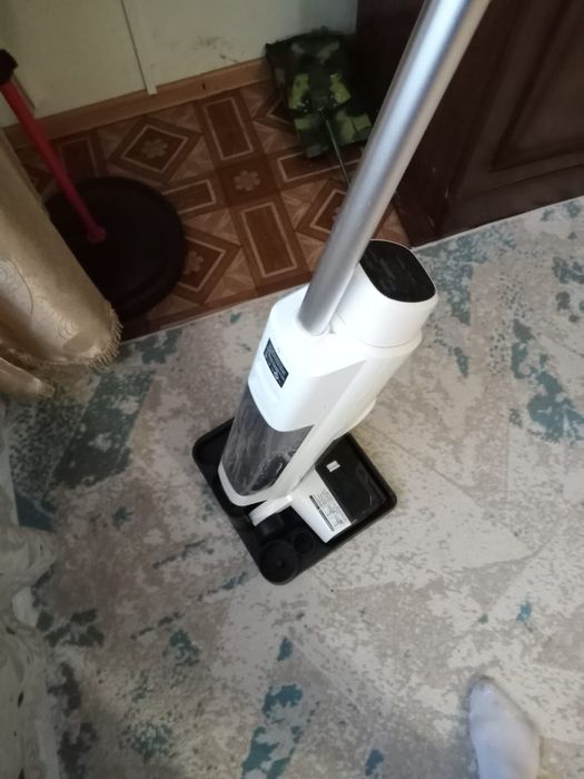 Продам беспроводный пылесос