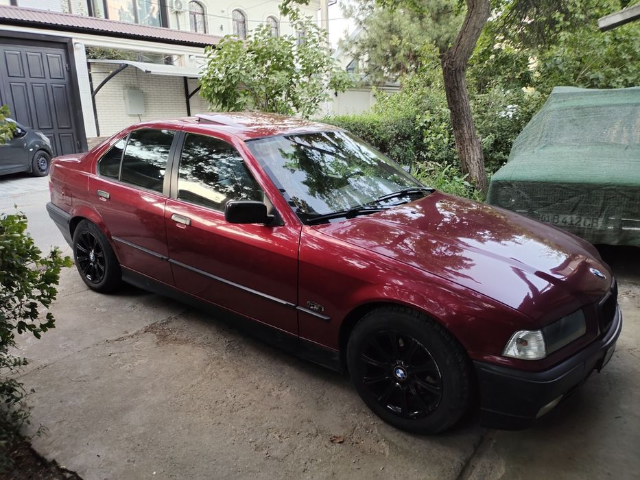 Продам BMW е36 м52 2.5л