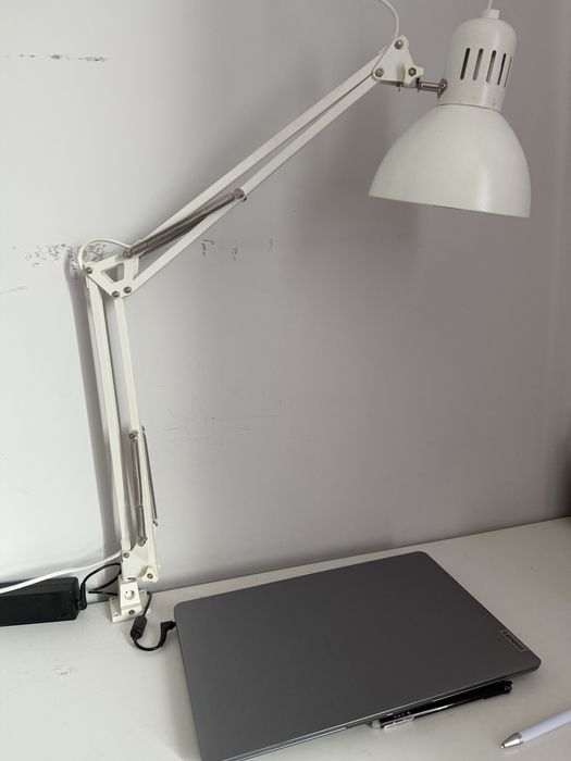 Продам Лампу IKEA