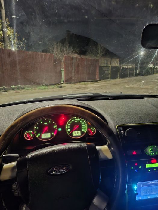Vănd Ford Mondeo!