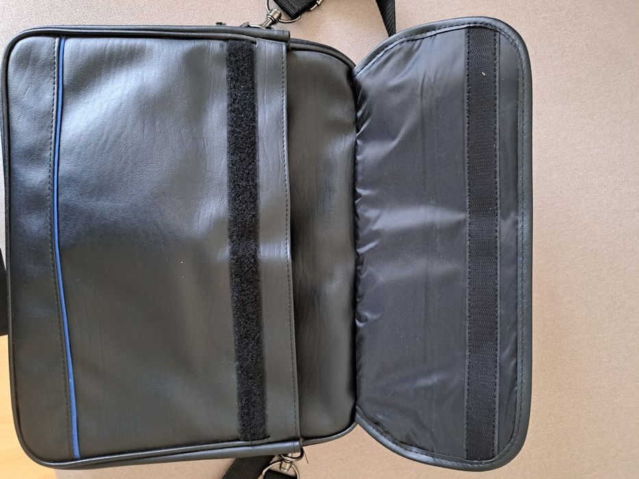 De vânzare geantă laptop