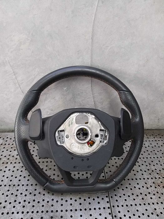 Volan piele in 3 spite cu comenzi,buton start stop,padele acceleratie seat cupra formentor 5fa419091