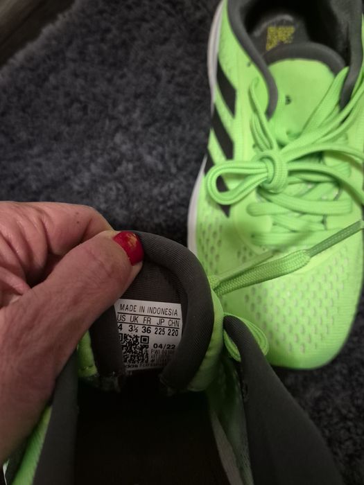 Adidas красиви маратонки