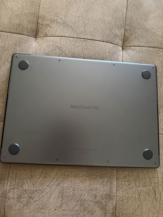 MacBook Pro 14-inch 16GB 2024 APPLE M4