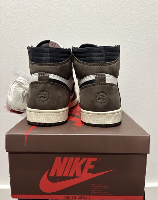 Adidasi Nike Air Jordan 1 Travis Scott Cactus Jack