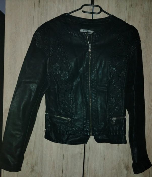 Geacă neagră sau crem