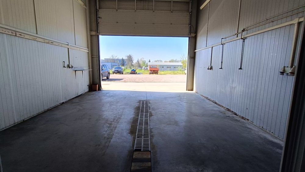 Дава се под наем Магазин в Ямбол, Зорница - 50 кв.м за 306 € - Снимка #8