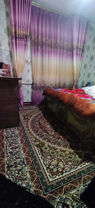 Ховли сотилади Нурафшон шахар центрда жойлашган