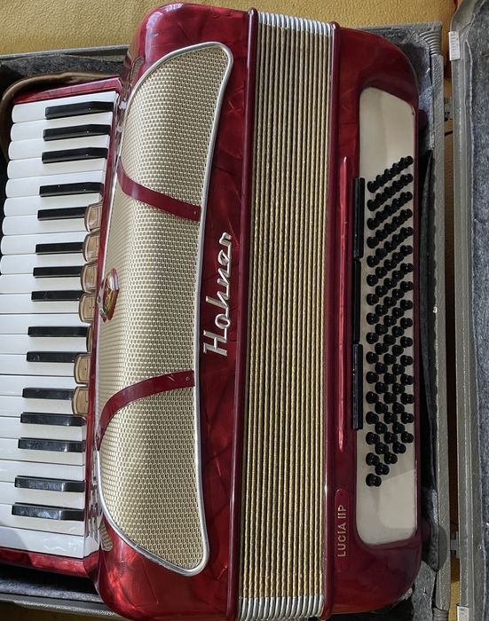 Акордрон / HOHNER -LUCHIA ||P / 80баса  - Като ЧИСТО НОВ от Магазина .Много здрава компресия ,Профилактиран !!