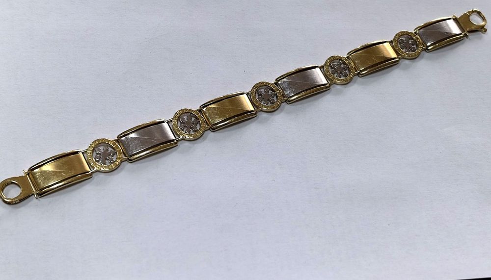 Продавам златнa гривнa BVLGARI - 100€ за грам