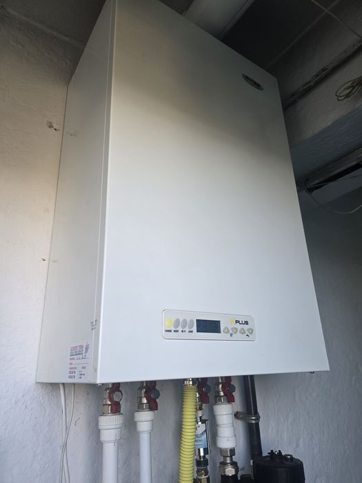 Apartament cu 2 camere, de vanzare