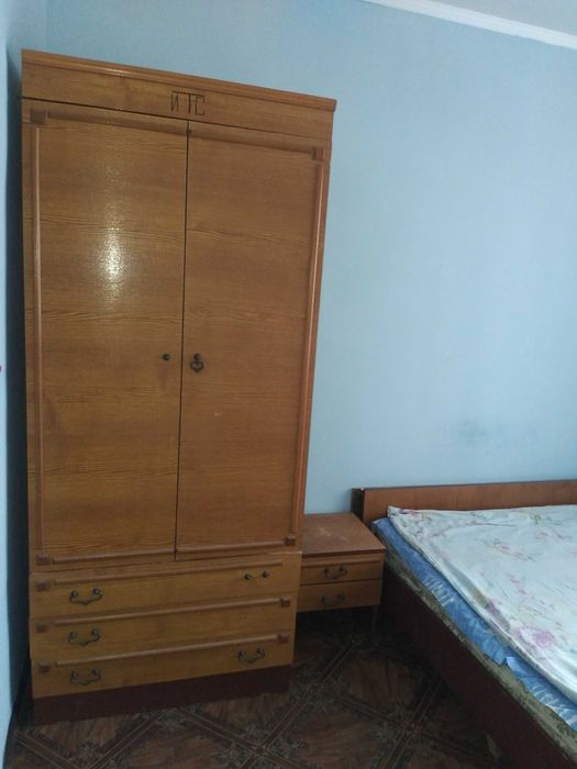 Спальный гарнитур