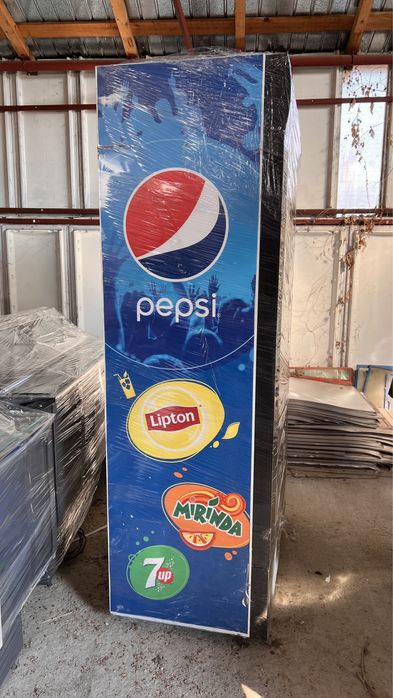 Vitrina frigorifica dubla cu depozitare mare