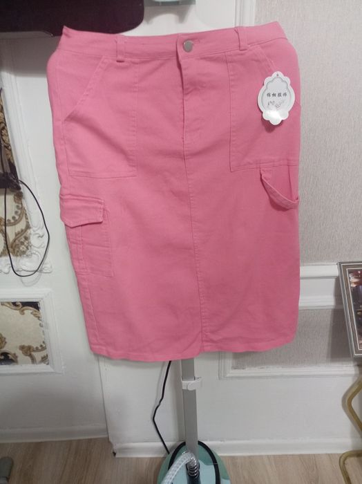 Срочно продам платье новое