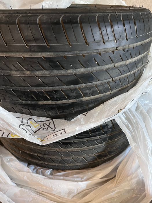 Продам шины комплект