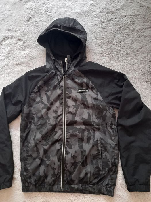 Ellesse мъжко яке S размер.