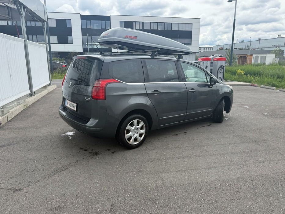 PEUGEOT 5008 2010 — imagine 2