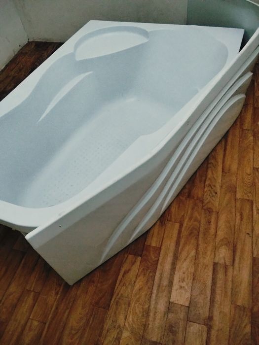 Продам горку для зала , красивая