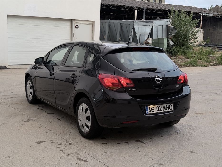 OPEL Astra 2010 — imagine 4