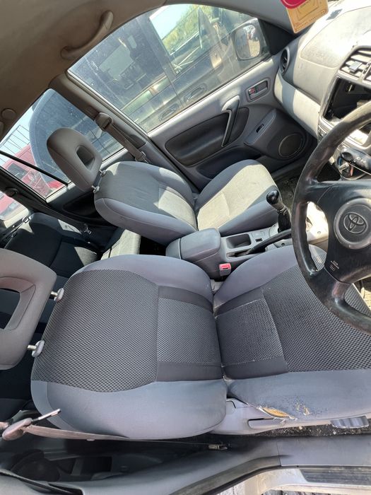 Тойота Рав 4 2.0д 2005г на части