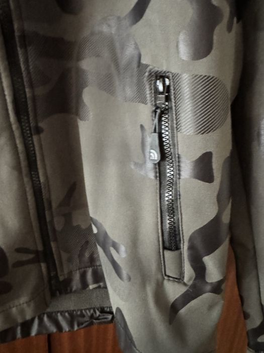 The North Face ватирано яке