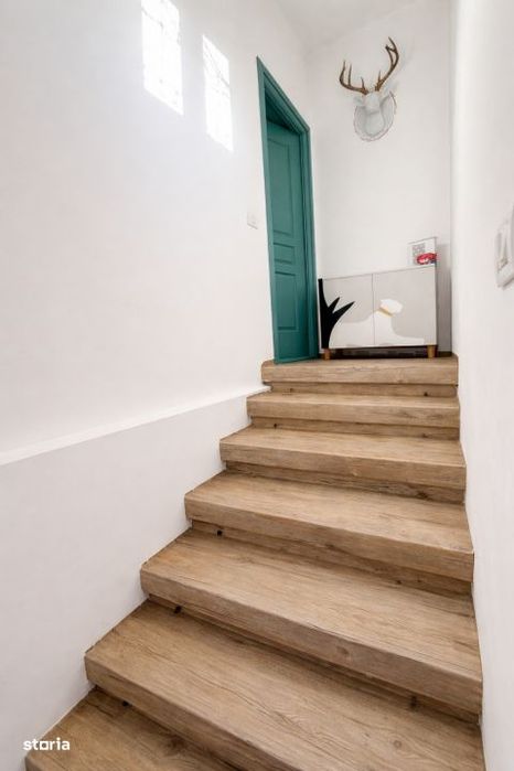 Un apartament cu personalitate, intr-o vila cu farmec – gata de muta