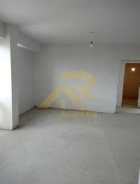 Продава се Тристаен апартамент в София, Център - 106 кв.м за 1965 €/кв.м - Снимка #3