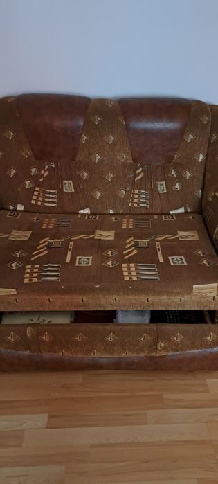 Vind canapea cu 2 locuri neextensibilă