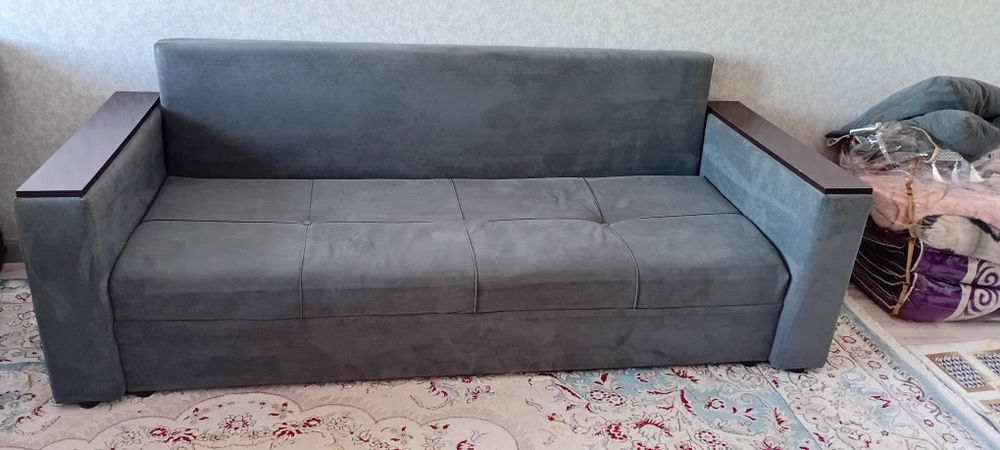 Продам диван в отличном состоянии