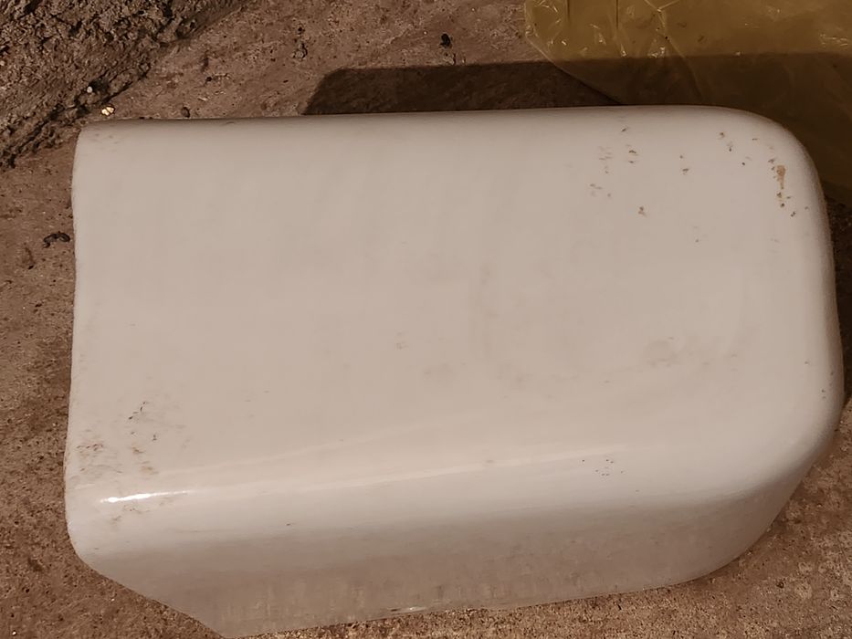 Chiuveta esvit cu baterie