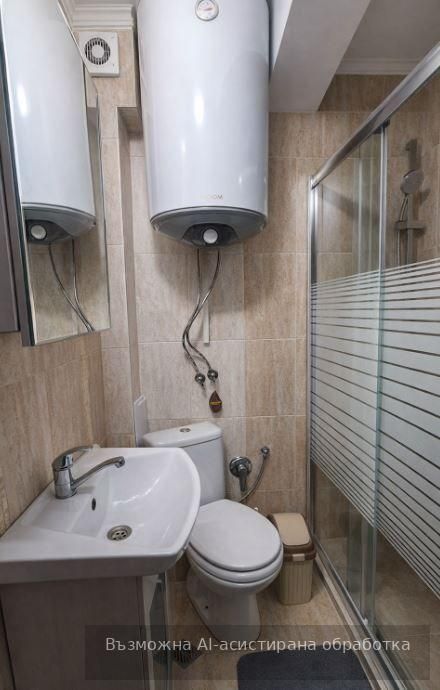 Дава се под наем Двустаен апартамент в Варна, Център - 64 кв.м за 458.49 € - Снимка #4