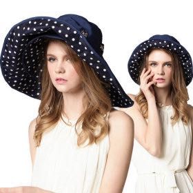 Шляпа синяя в горошек