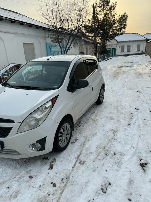 Продается автомобиль Spark