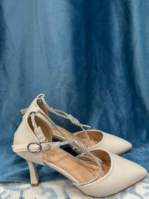 Продается Туфли Новый