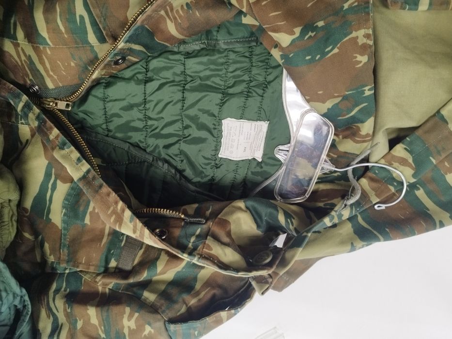 Камукамуфлажно яке,комплект с елек и качулка