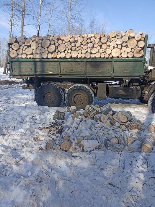 Дрова колотые швырок горбыль брус доска