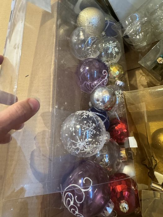 Ocazie! Set 70 globuri Craciun - unele pictate manual