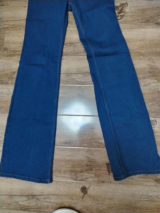 Blugi material subtire marime xs evazati