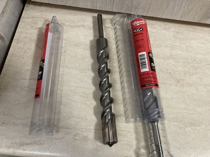 Burghiu Milwaukee Mx4 25x250mm Sds Plus Nou Italia